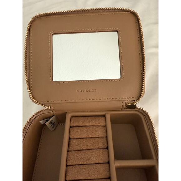 Coach small jewelry case. Mirror inside. Gold hardware. - Picture 2 of 6